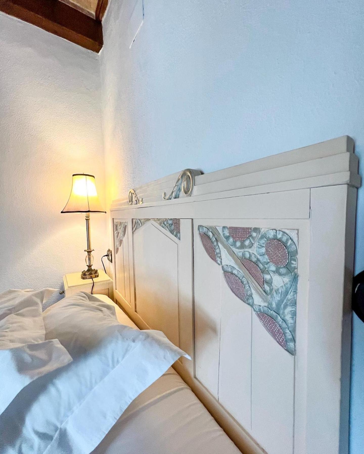 Hostal Servilia Carmona  Extérieur photo